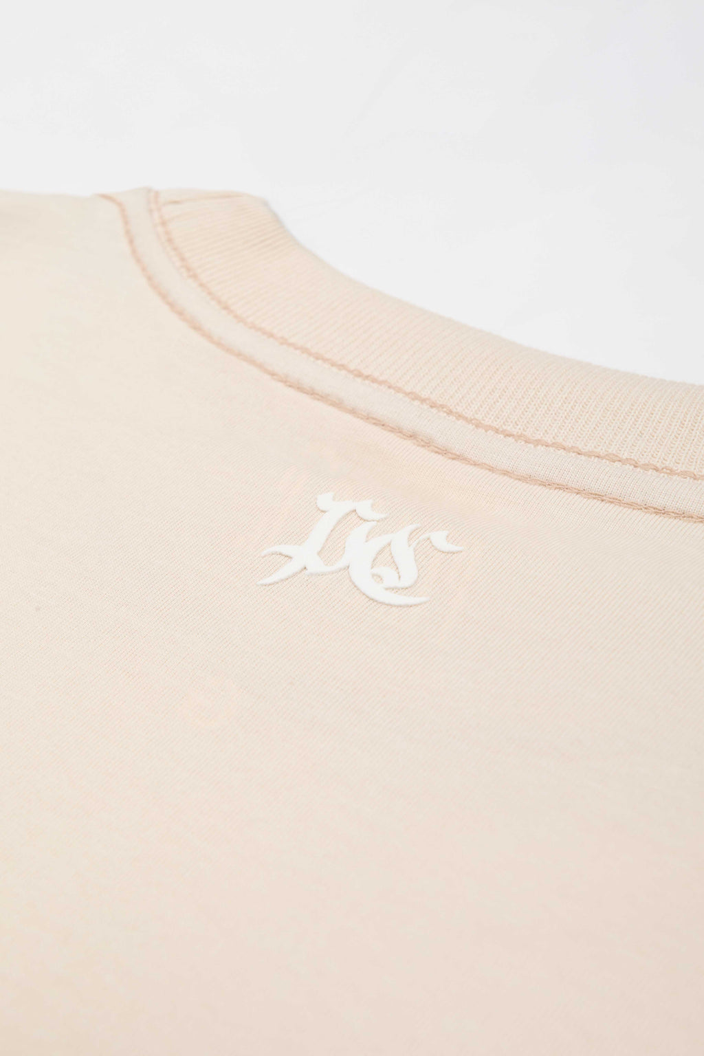 T-SHIRT SIGNATURE