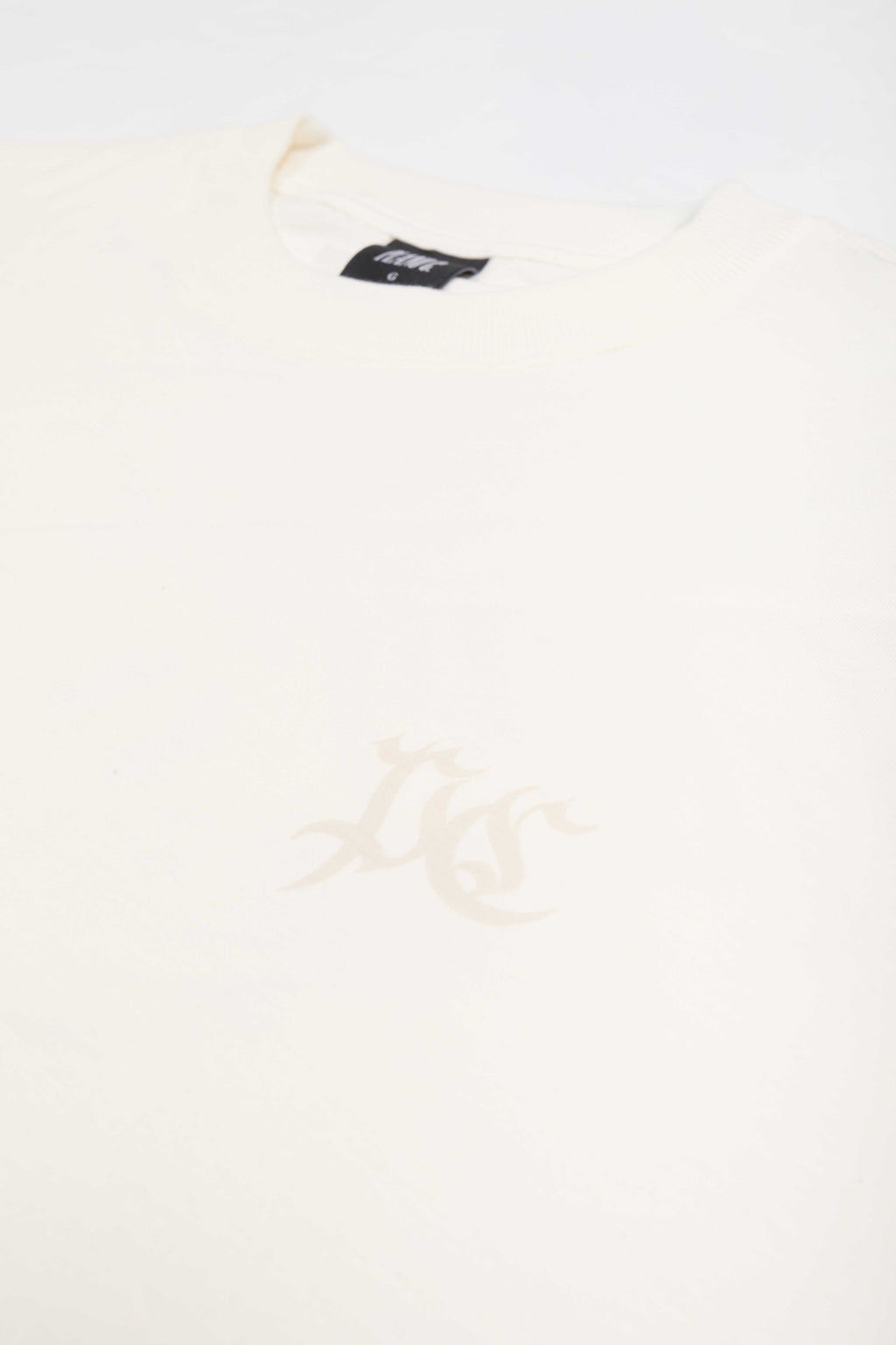 T-SHIRT ALWAYS MOVING